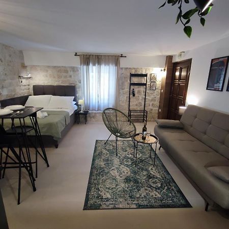 Carol Rooms Trogir Dış mekan fotoğraf