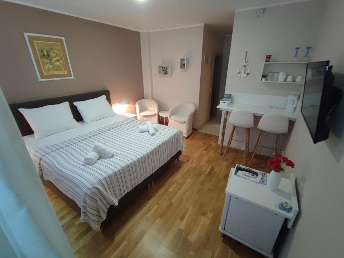 Carol Rooms Trogir Dış mekan fotoğraf