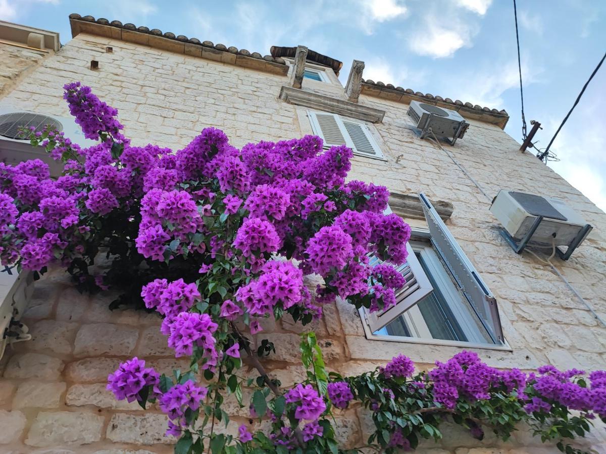 Carol Rooms Trogir Dış mekan fotoğraf