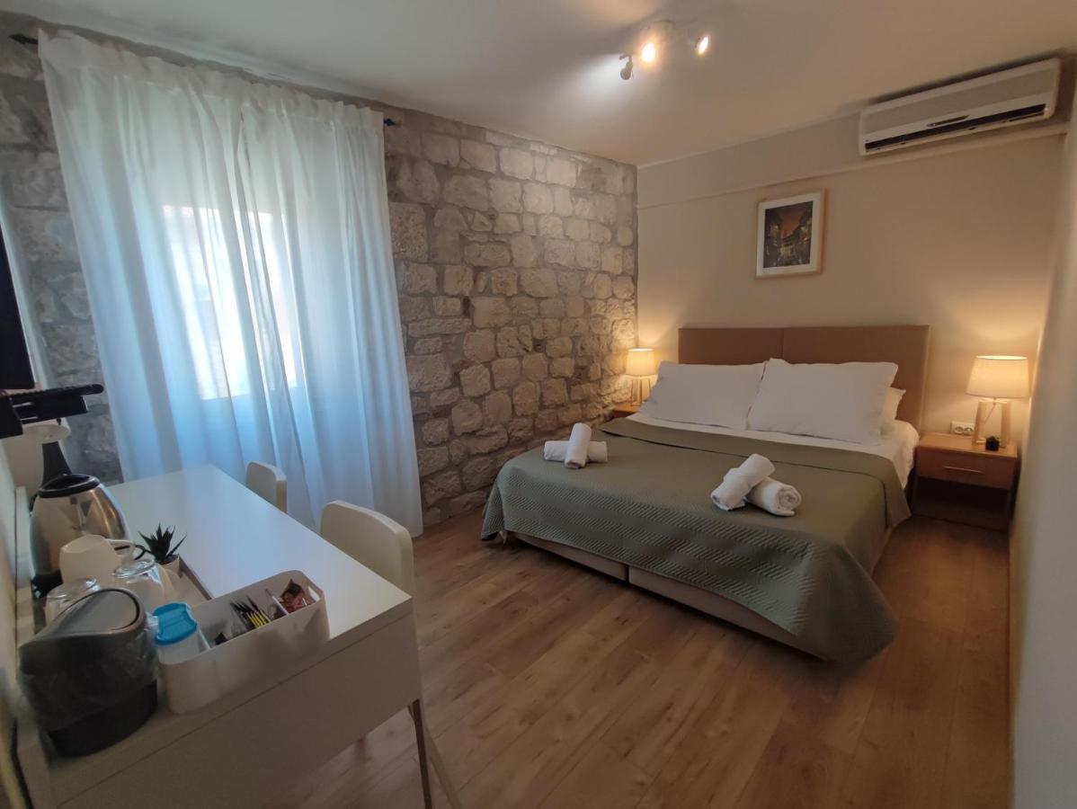 Carol Rooms Trogir Dış mekan fotoğraf