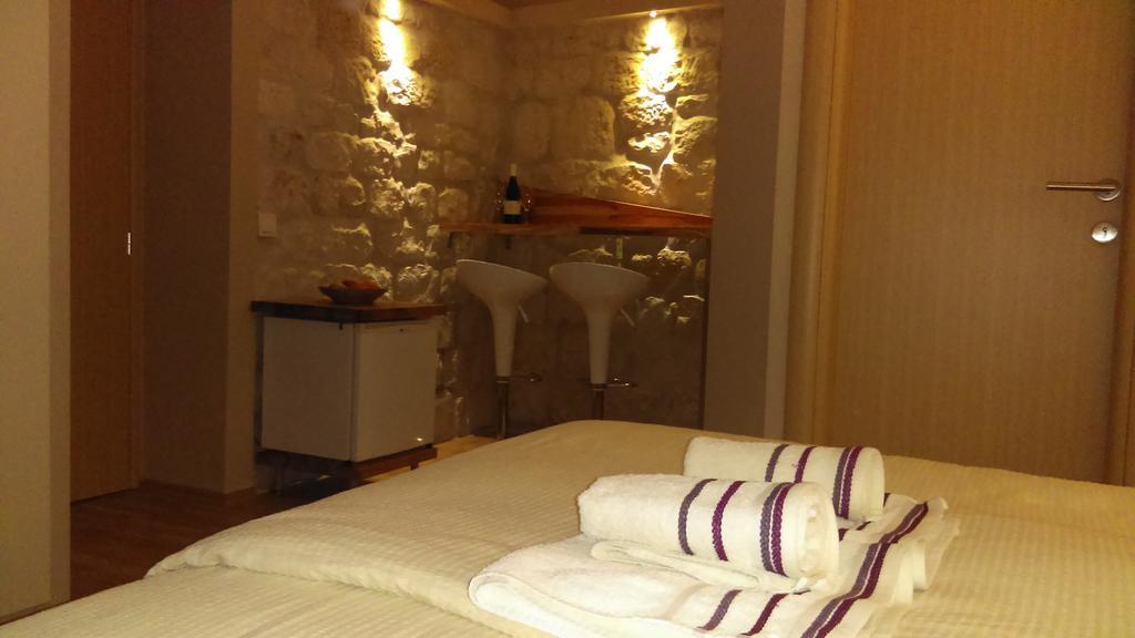 Carol Rooms Trogir Dış mekan fotoğraf