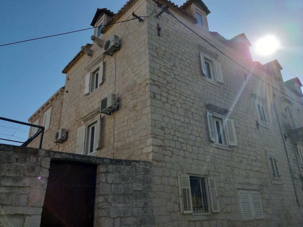 Carol Rooms Trogir Dış mekan fotoğraf
